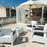 Bed & Breakfast Casa Manfredi 4*