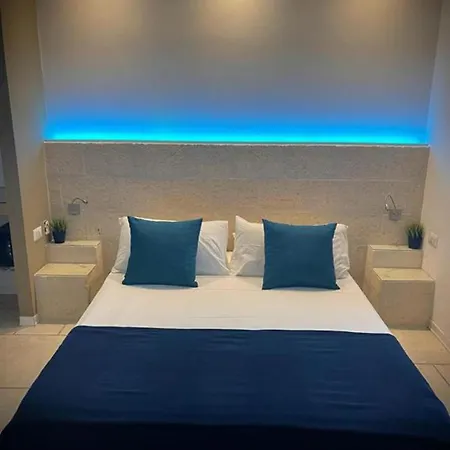 فندق مبيت وإفطار Casa Manfredi - Manfredi Homes&villas 2*