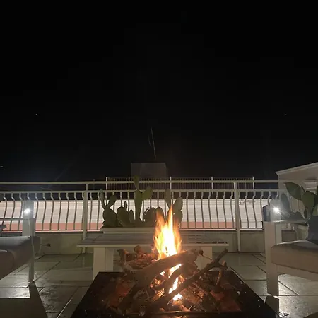 Casa Manfredi Alojamento de Acomodação e Pequeno-almoço Manfredónia